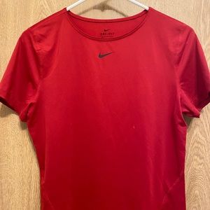Nike top